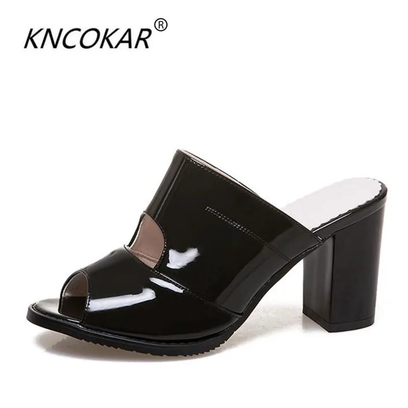 KNCOKAR Slippers woman 40 41 42 43 44 45 46 47 large size of the fish mouth women's shoes
KNCOKAR Slippers woman 40 41 42 43 44 45 46 47 large size of the fish mouth women's shoes