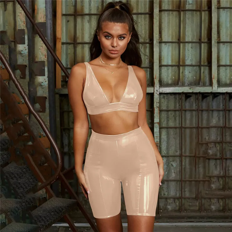 Adogirl Pure Women Sexy PU Leather Two Piece Set Deep V Neck Bra Crop Top + High Waist Shorts Fashion Suits Night Club Outfits
Adogirl Pure Women Sexy PU Leather Two Piece Set Deep V Neck Bra Crop Top + High Waist Shorts Fashion Suits Night Club Outfits