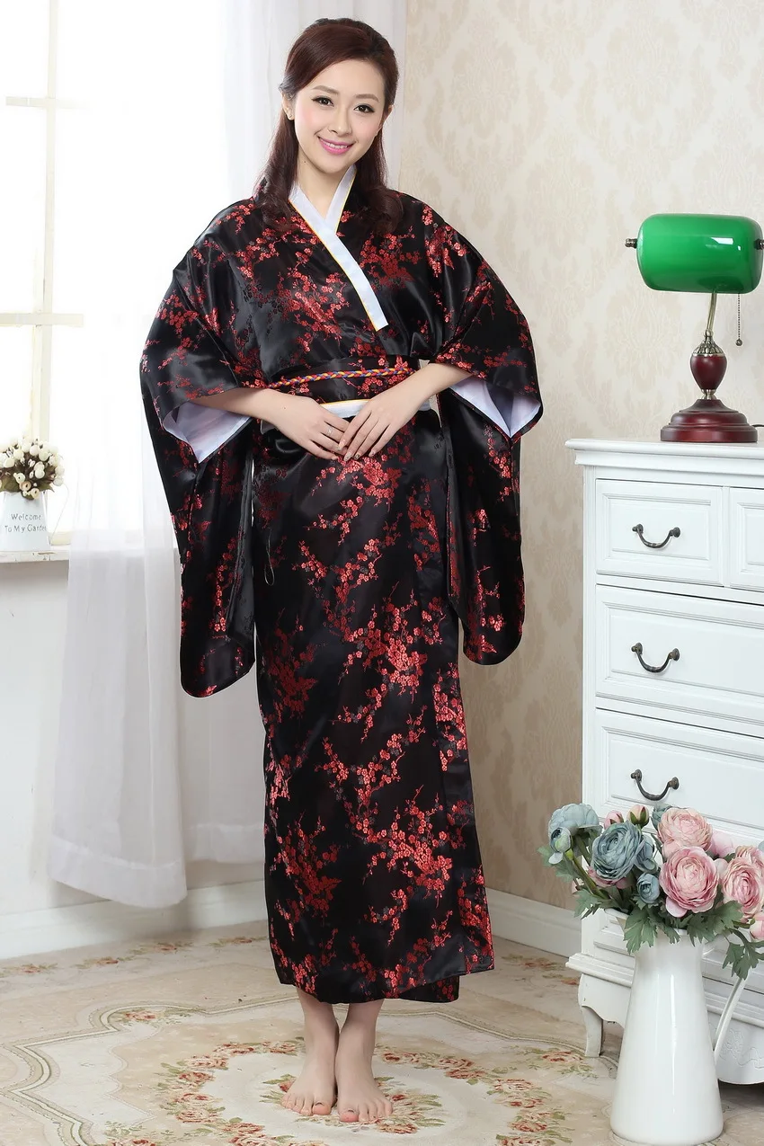 Chinese Traditional Gown Women's Satin Kimono Robe Regular Size
Chinese Traditional Gown Women's Satin Kimono Robe Regular Size