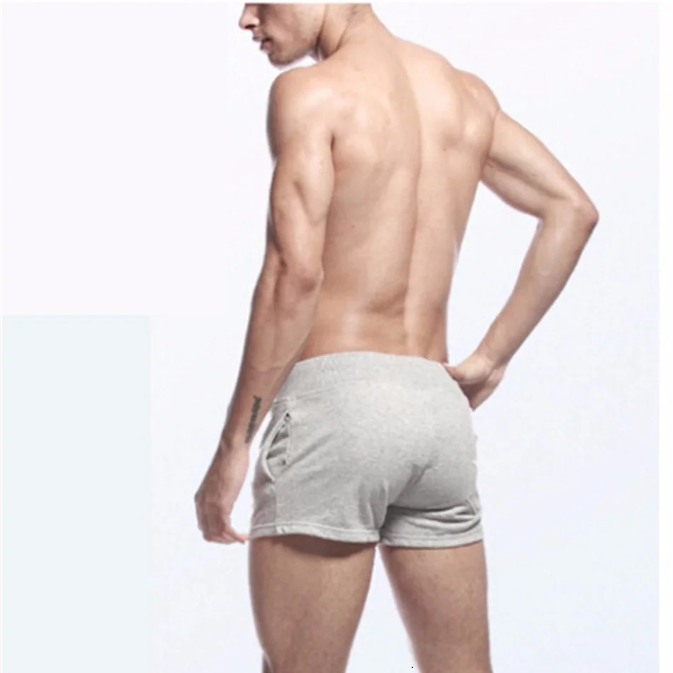 2018 New Summer seobean Men shorts cotton Fitness Bodybuilding short length Bermudas Masculina
2018 New Summer seobean Men shorts cotton Fitness Bodybuilding short length Bermudas Masculina