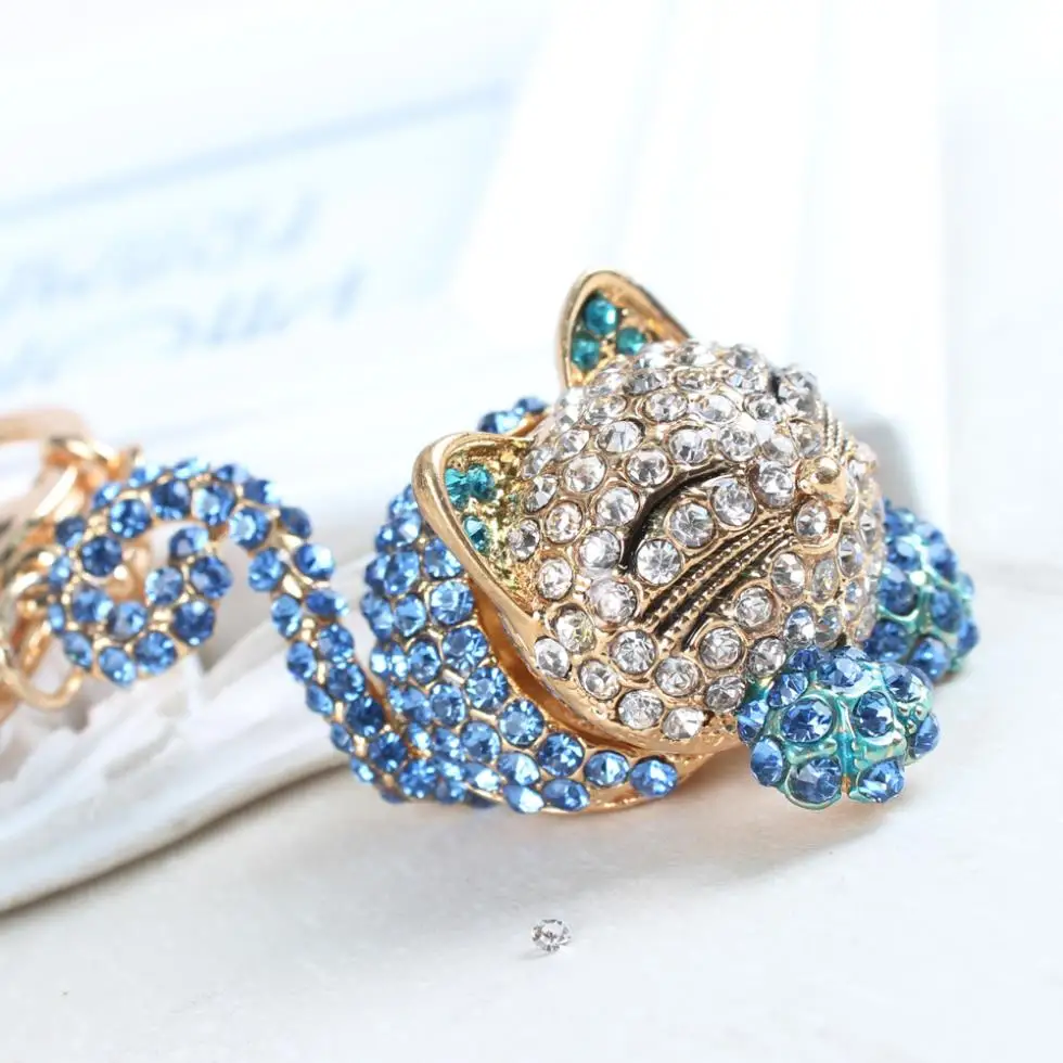 Long Tail Sit Cat New Cute Crystal Charm Pendant Purse Bag Key Ring Chain Nice&Substantial Gift For Girl friend
Long Tail Sit Cat New Cute Crystal Charm Pendant Purse Bag Key Ring Chain Nice&Substantial Gift For Girl friend