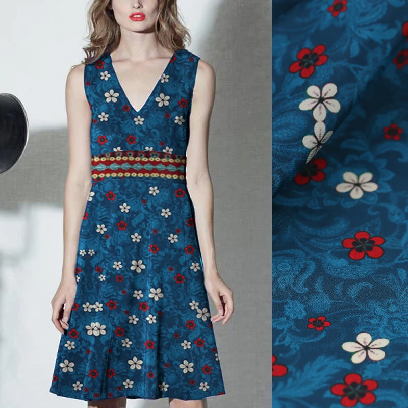 114CM Wide 14MM Foral Print Thin Dark Blue Silk Crepe De Chine Fabric for Summer Dress Shirt Cheongsam Pants Pajamas B142
114CM Wide 14MM Foral Print Thin Dark Blue Silk Crepe De Chine Fabric for Summer Dress Shirt Cheongsam Pants Pajamas B142