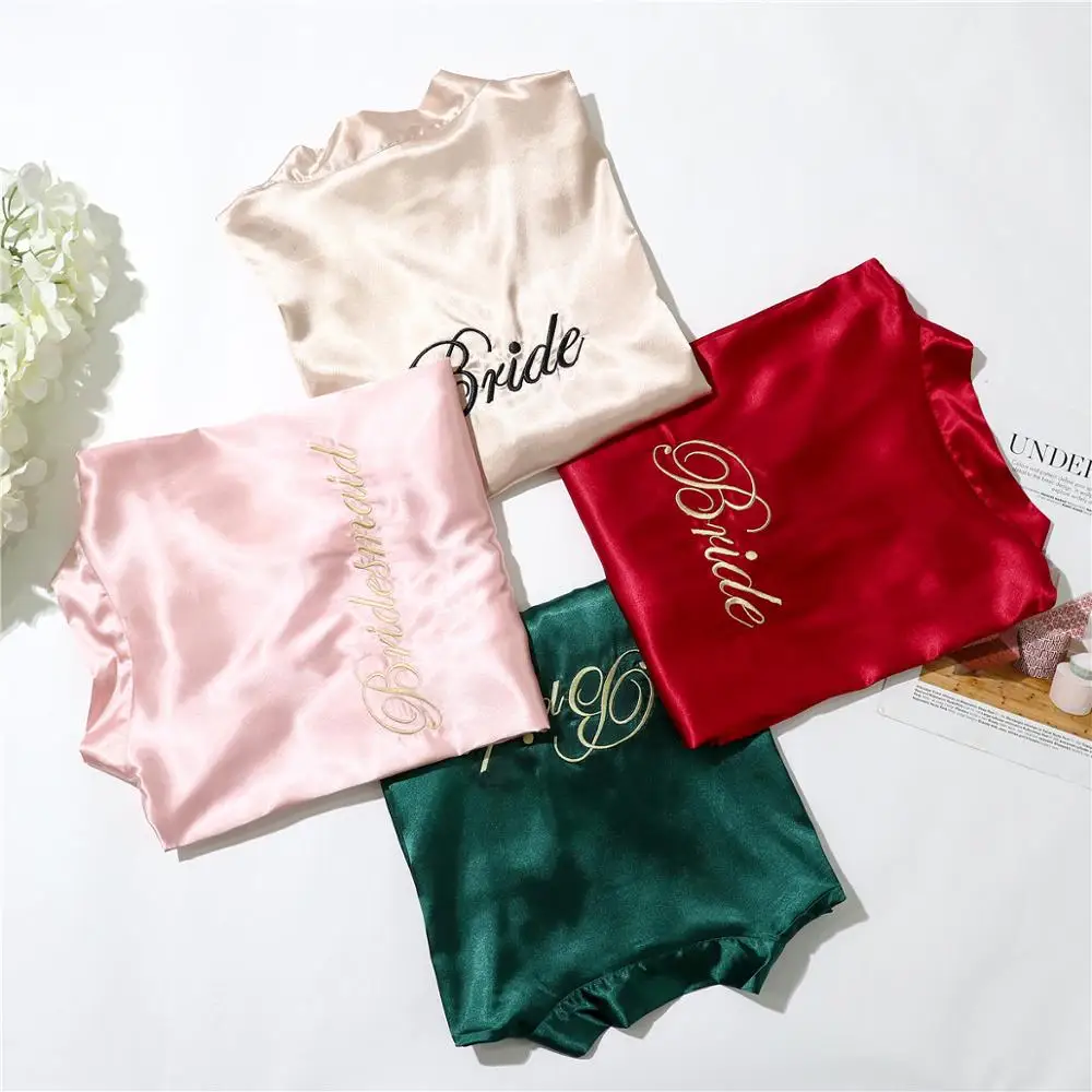Champagne Embroidery Bride Wedding Robe Satin Women Kimono Bathrobe Sexy Sleepwear Bridesmaid Dressing Gown Casual Nightdress
Champagne Embroidery Bride Wedding Robe Satin Women Kimono Bathrobe Sexy Sleepwear Bridesmaid Dressing Gown Casual Nightdress