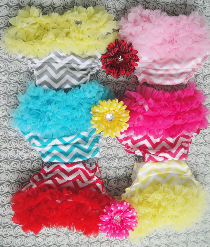 

Colorful Baby Girls Chevron Chiffon Shorts Infant Posh Petti Ruffles Bloomer Kids Cotton Diaper Covers Underwear 3Size 24pcs/lot