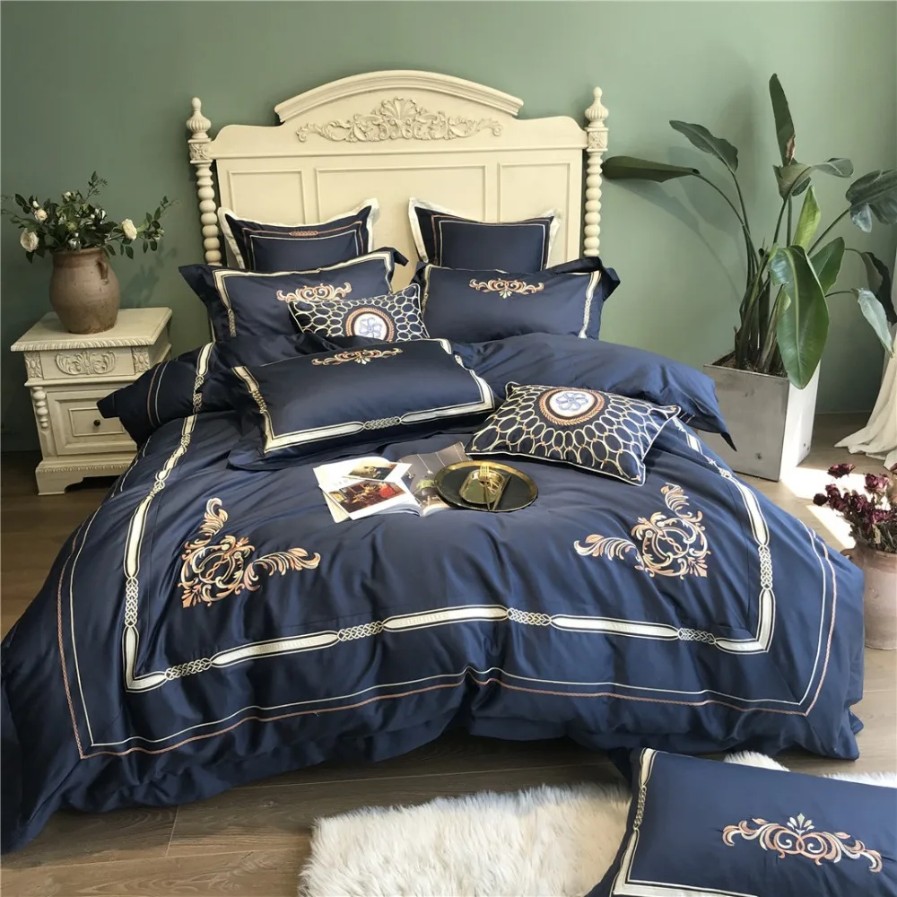 Luxury 80S Egyptian cotton Embroidery Blue Royal Bedding sets Queen King Wedding Duvet cover Bed sheet set Pillowcases 4/6pcs
Luxury 80S Egyptian cotton Embroidery Blue Royal Bedding sets Queen King Wedding Duvet cover Bed sheet set Pillowcases 4/6pcs