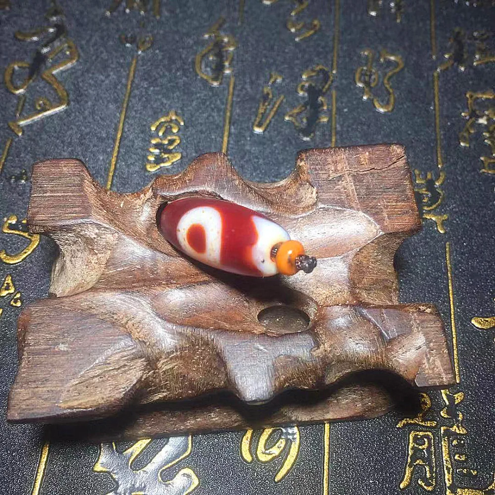 Tibet Feng Shui DZI old agate beads 1 eye pattern Men and women jewelry DIY Free Shipping
Tibet Feng Shui DZI old agate beads 1 eye pattern Men and women jewelry DIY Free Shipping