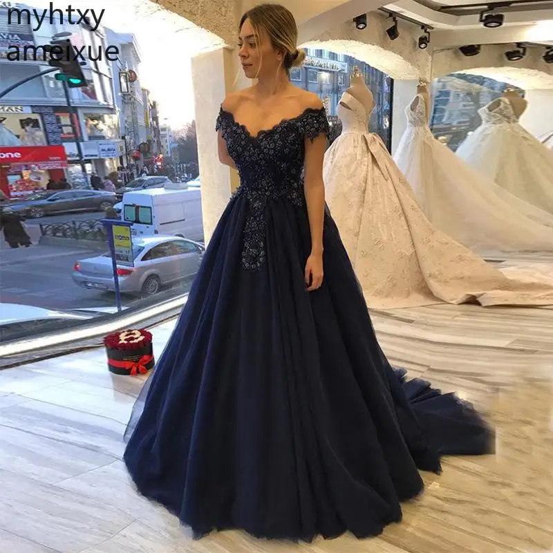 Custom Dress Hot Sale Off Shoulder Long Prom Dresses Boat Neck Short Sleeves Appliques Beaded Navy Blue Women Formal Party Dress
Custom Dress Hot Sale Off Shoulder Long Prom Dresses Boat Neck Short Sleeves Appliques Beaded Navy Blue Women Formal Party Dress