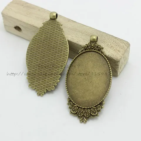 Sweet Bell 5set Antique Bronze Oval 32*63mm(Fit 30*40mm dia) Cameo Filigree Pendant Blanks Settings+Clear Glass Cabochons 6D1074
Sweet Bell 5set Antique Bronze Oval 32*63mm(Fit 30*40mm dia) Cameo Filigree Pendant Blanks Settings+Clear Glass Cabochons 6D1074