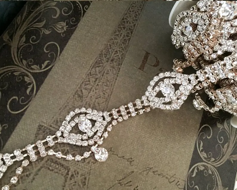 5Yards Bling Bling Rhinestone Trimming Crystal Trim Chain Applique For Wedding Sash Belt Gold Silver Rose Gold
5Yards Bling Bling Rhinestone Trimming Crystal Trim Chain Applique For Wedding Sash Belt Gold Silver Rose Gold