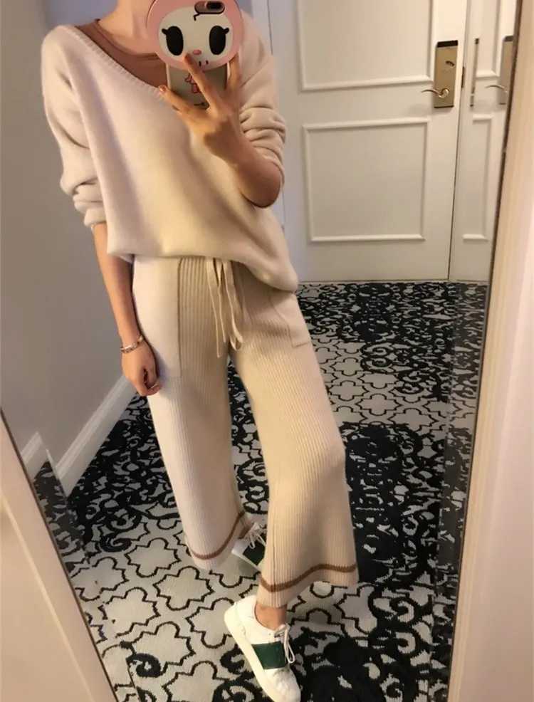 2020 New Full O-neck Arrival Women's Cashmere Suit Round Neck Pullover Sweater And Loose Knit Pants Two Sets Of Thick Wide Leg
2020 New Full O-neck Arrival Women's Cashmere Suit Round Neck Pullover Sweater And Loose Knit Pants Two Sets Of Thick Wide Leg