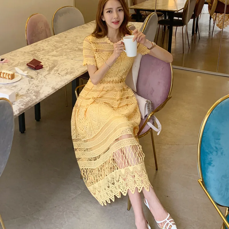 Korean Style Yellow Dress Summer 2019 Women Short Sleeve Hollow Out Corset Solid Lace Dress Women Elegant Long Dress Women Robe
Korean Style Yellow Dress Summer 2019 Women Short Sleeve Hollow Out Corset Solid Lace Dress Women Elegant Long Dress Women Robe