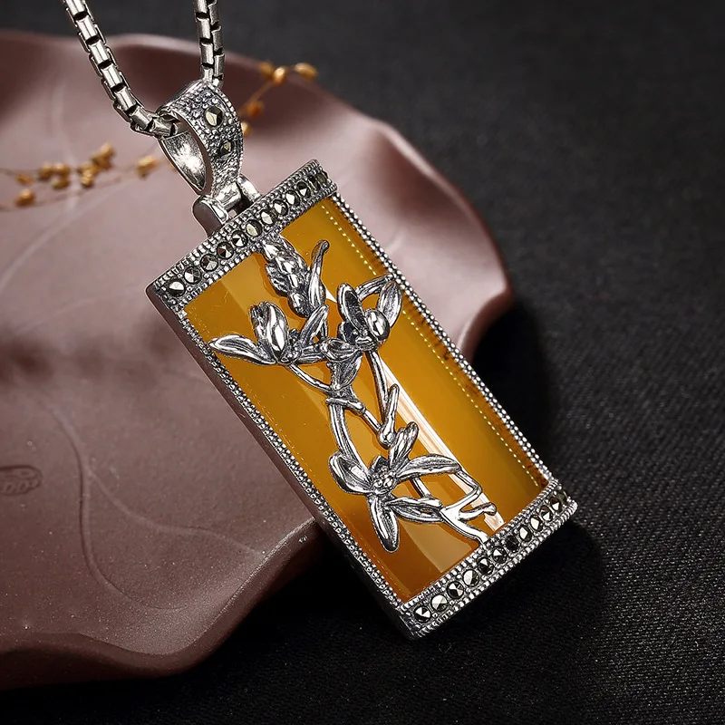 2018 Direct Selling Carnelian Circle New S925 Pure Long Retro High-grade Pulp Orchid Ms Joker Sweater Chain Pendant Wholesale
2018 Direct Selling Carnelian Circle New S925 Pure Long Retro High-grade Pulp Orchid Ms Joker Sweater Chain Pendant Wholesale