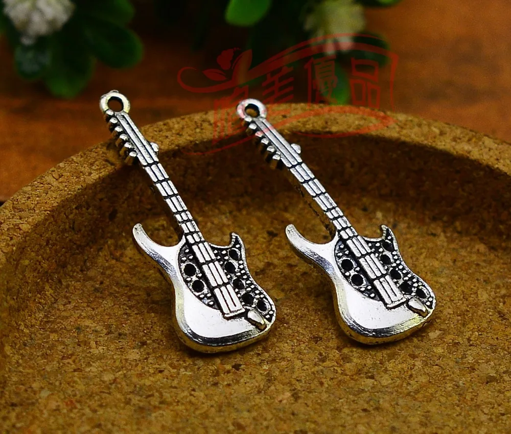 15pcs/lot--36x12mm Antique Bronze/Silver Plated Guitar Charms Music Pendants DIY Supplies Jewelry Making Finding Accessories
15pcs/lot--36x12mm Antique Bronze/Silver Plated Guitar Charms Music Pendants DIY Supplies Jewelry Making Finding Accessories