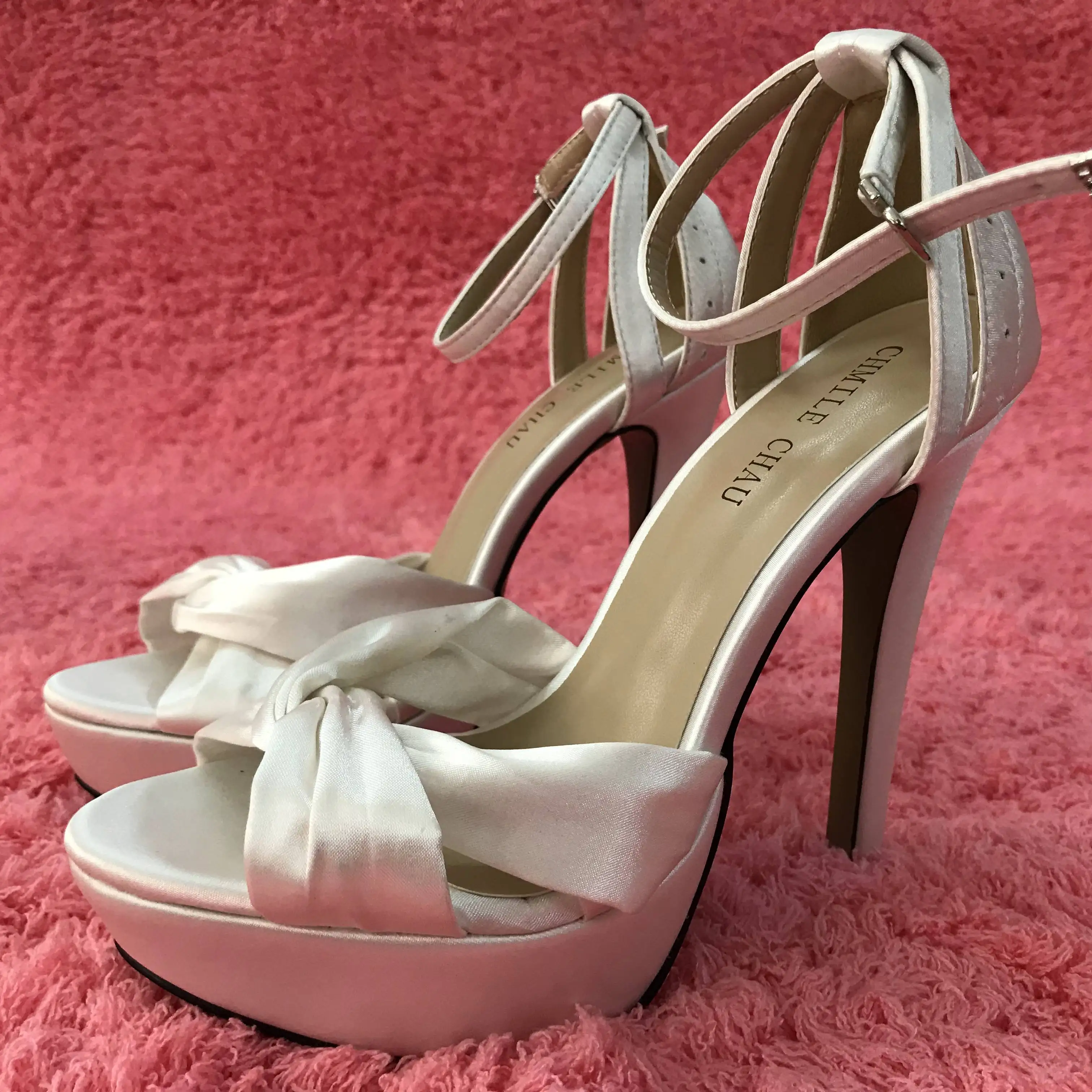 Women Stiletto High Heel Sandal Sexy Ankle Strap Open Toe Platform Ivory Satin Fashion Wedding Bridals Party Lady Shoe 3463SL-b1
Women Stiletto High Heel Sandal Sexy Ankle Strap Open Toe Platform Ivory Satin Fashion Wedding Bridals Party Lady Shoe 3463SL-b1