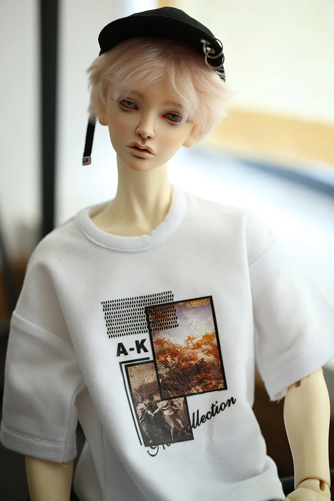 BJD 1/3 T-shirt with print doll clothes for 1/3 BJD SD DD doll size uncle doll ghost 2 size doll accessories BJD clothes
BJD 1/3 T-shirt with print doll clothes for 1/3 BJD SD DD doll size uncle doll ghost 2 size doll accessories BJD clothes