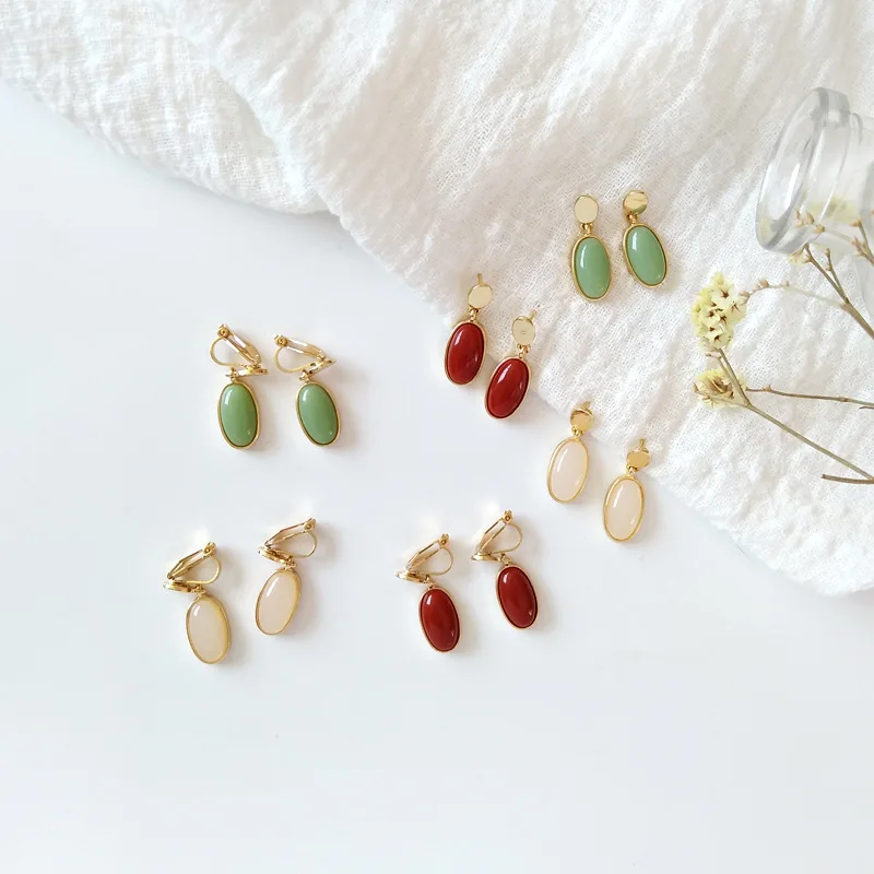 Japan Natrual Forest Crystal Stone Clips on Earring Without Piercing Vintage Palace No Ear Hole Korea Clip Earrings for Women
Japan Natrual Forest Crystal Stone Clips on Earring Without Piercing Vintage Palace No Ear Hole Korea Clip Earrings for Women
