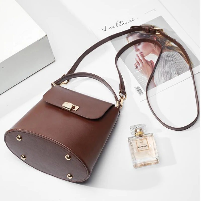 Genuine Leather Handbags for Women Soft Bag Supple Bucket Bag Totes Shoulder Handbags
Genuine Leather Handbags for Women Soft Bag Supple Bucket Bag Totes Shoulder Handbags