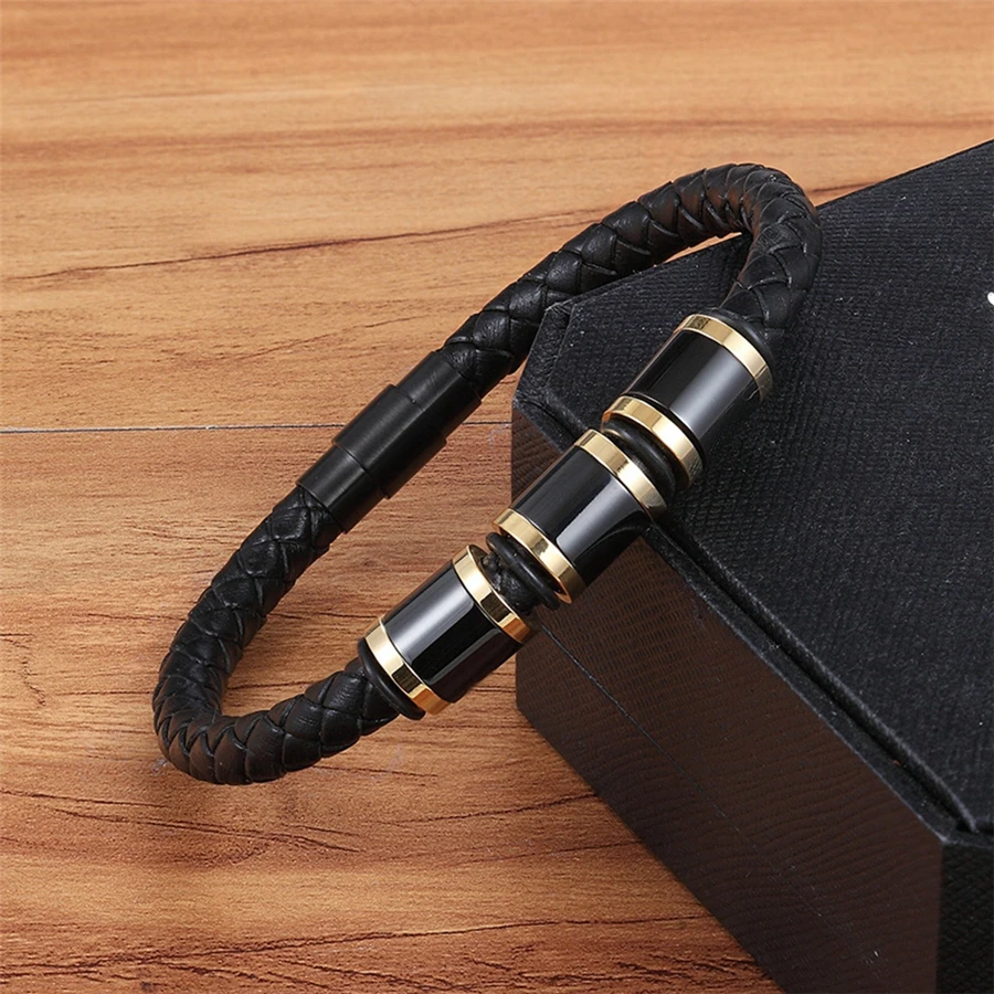 XQNI Casual/Sporty Style Genuine Leather Bracelet Black Alloy Buckle Stainless Steel Bangle For Men Cool Boys Birthday Gift
XQNI Casual/Sporty Style Genuine Leather Bracelet Black Alloy Buckle Stainless Steel Bangle For Men Cool Boys Birthday Gift