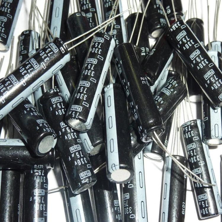 5pcs 75uF 330V Nippon Chemi-Con NCC Photo Flash Capacitor 9x33mm 330V75uF PH Capacitors
5pcs 75uF 330V Nippon Chemi-Con NCC Photo Flash Capacitor 9x33mm 330V75uF PH Capacitors