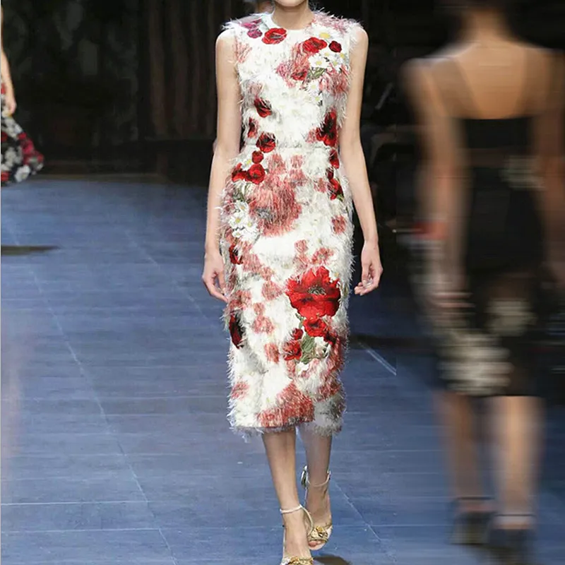 See Orange New Pink Florals Embroidery Christmas Dress 2018 Fashion Show Party Winter Dress Women Warm Runway Dress SO6633
See Orange New Pink Florals Embroidery Christmas Dress 2018 Fashion Show Party Winter Dress Women Warm Runway Dress SO6633