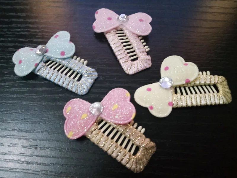 Pet Dog Cat Bow Hairpin Grooming Accessories Super easy square comb pet broken Hair Clips Pearl small diamond pet BB clip 20pcs
Pet Dog Cat Bow Hairpin Grooming Accessories Super easy square comb pet broken Hair Clips Pearl small diamond pet BB clip 20pcs