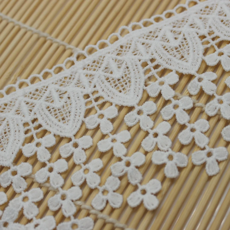 3 meters 6.5 cm Off White Lace Trims Applique Costume Trimmings Ribbon Home Textiles Sewing DIY Crafts Lace Fabric
3 meters 6.5 cm Off White Lace Trims Applique Costume Trimmings Ribbon Home Textiles Sewing DIY Crafts Lace Fabric