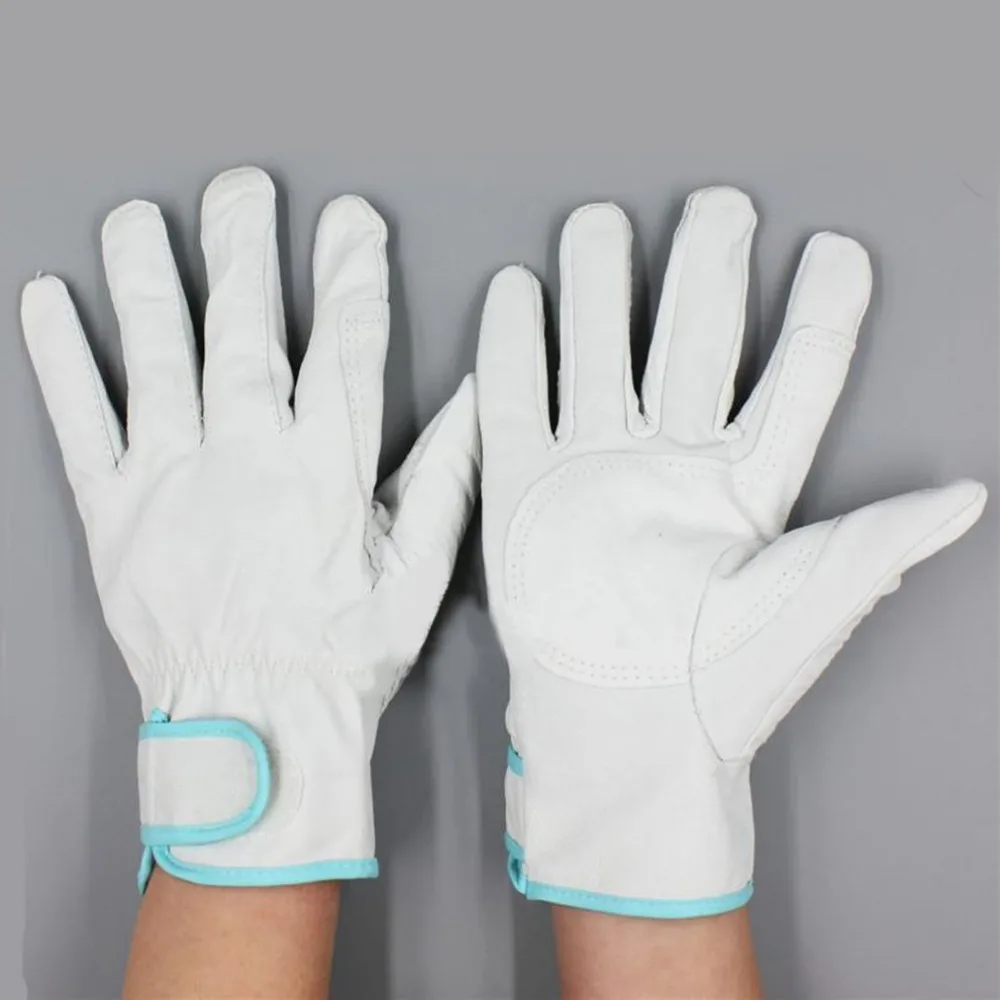 1 Pair of Working Gloves Wear Resistant Electric Welding Soldering Safety Labor Protective Gloves Metal Industrial Gloves
1 Pair of Working Gloves Wear Resistant Electric Welding Soldering Safety Labor Protective Gloves Metal Industrial Gloves
