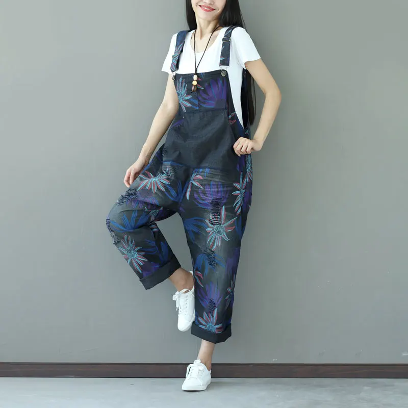 Plus Size Bib Overalls Women Big pocket Wide Leg jean Jumpsuit Fashion Casual Harem Suspender Pants Floral Print Denim Rompers
Plus Size Bib Overalls Women Big pocket Wide Leg jean Jumpsuit Fashion Casual Harem Suspender Pants Floral Print Denim Rompers