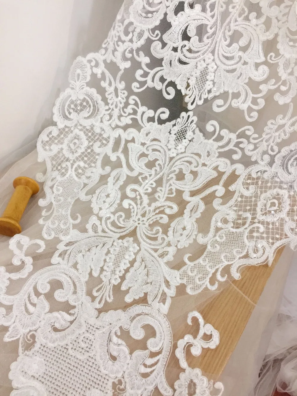 super large sequin alencon lace applique in ivory , bridal gown wedding dress cloth applique for wedding gown back piece
super large sequin alencon lace applique in ivory , bridal gown wedding dress cloth applique for wedding gown back piece