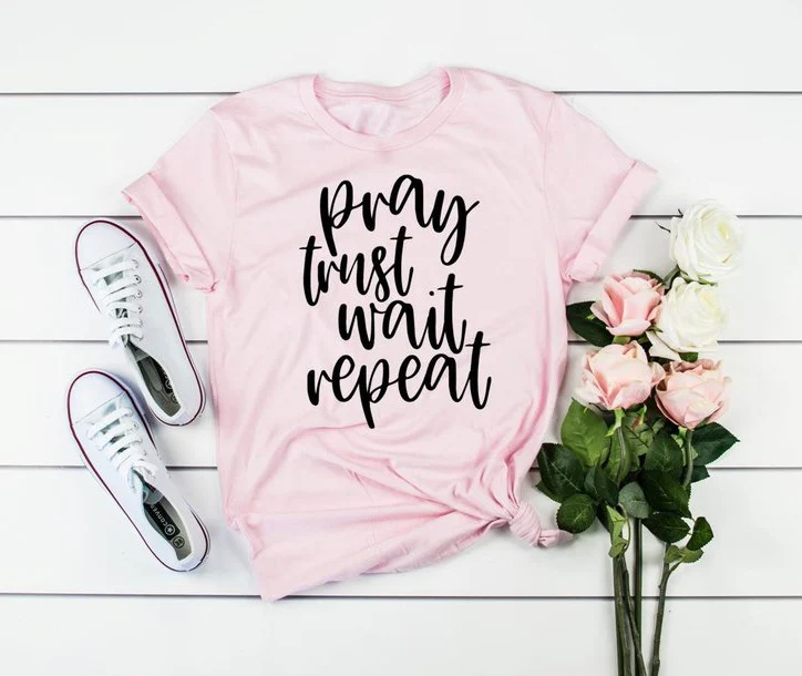 Pray trust wait repeat t shirt Hipster Christian camiseta rosa feminina women fashion slogan new trend young style quote tee top
Pray trust wait repeat t shirt Hipster Christian camiseta rosa feminina women fashion slogan new trend young style quote tee top