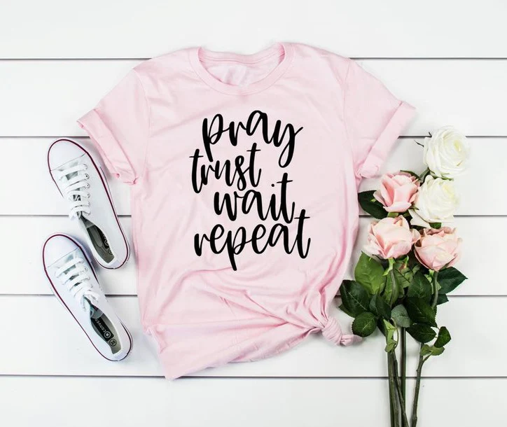 Модная женская футболка с надписью Молитва доверие повторите ожидание модная