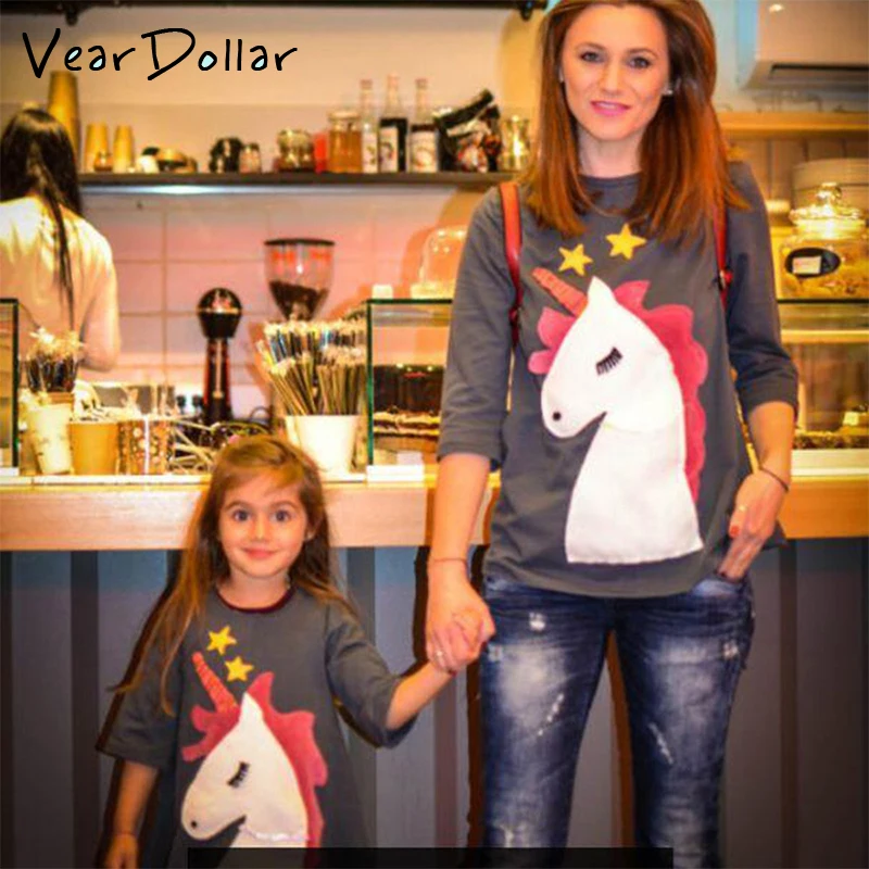 VearDoller Mother and Daughter Clothes Cute Unicorn Pattern Long Sleeve T-shirt Family Matching Outfits Mommy and Me Clothes
VearDoller Mother and Daughter Clothes Cute Unicorn Pattern Long Sleeve T-shirt Family Matching Outfits Mommy and Me Clothes
