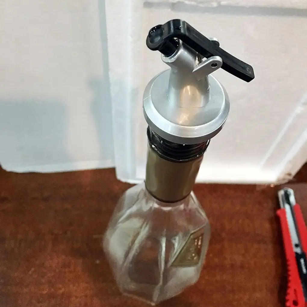 3/2/1pcs Olive Oil Sprayer Liquor Dispenser Rubber Wine Pourers Flip Top Drink Red Wine Stopper Kitchen Tools Bar Accessories
3/2/1pcs Olive Oil Sprayer Liquor Dispenser Rubber Wine Pourers Flip Top Drink Red Wine Stopper Kitchen Tools Bar Accessories