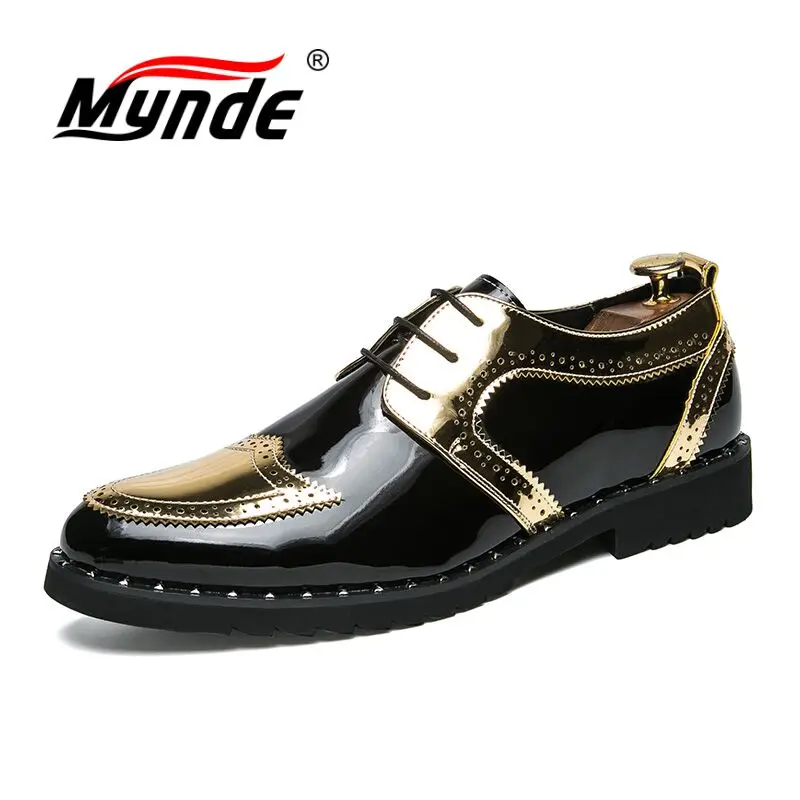 Mynde High Quality Oxford Shoes Men Brogues Shoes Lace-Up Bullock Business Dress Shoes Retro Leather Men shoes Plus Size 38-48 
Mynde High Quality Oxford Shoes Men Brogues Shoes Lace-Up Bullock Business Dress Shoes Retro Leather Men shoes Plus Size 38-48