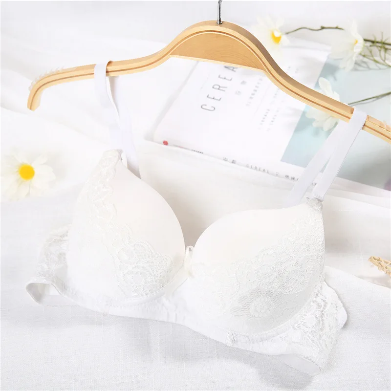 Female lingerie deep V sexy bra gathered chest Seamless Deep V Lace Girl bra Sexy Underwire Padded Embroidery Push Up Bra
Female lingerie deep V sexy bra gathered chest Seamless Deep V Lace Girl bra Sexy Underwire Padded Embroidery Push Up Bra