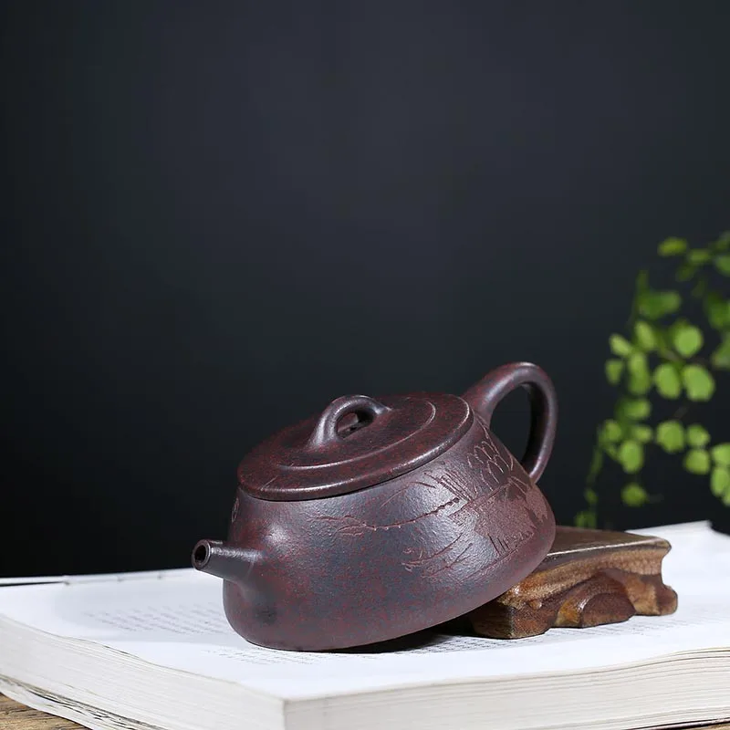 180ML Yixing Purple Clay Vintage Teapot Handmade Raw Ore Zisha Pot Drinkware Office Kung Fu Tea Set Pu'er Oolong Tea Kettle Gift
180ML Yixing Purple Clay Vintage Teapot Handmade Raw Ore Zisha Pot Drinkware Office Kung Fu Tea Set Pu'er Oolong Tea Kettle Gift