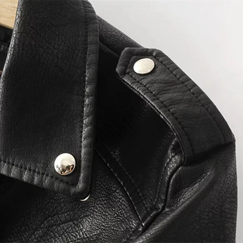 WSYORE Hot Sale 2020 New Autumn Witner Women Motorcycle Faux PU Leather Black Jackets Lady Biker Outerwear Coat with Belt NS298
WSYORE Hot Sale 2020 New Autumn Witner Women Motorcycle Faux PU Leather Black Jackets Lady Biker Outerwear Coat with Belt NS298