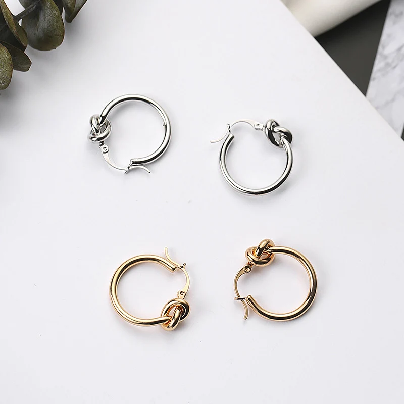 2018 High Quality Simple Alloy Knotted Round Circle Stud Earrings Retro Gold & Silver Color Geometric Earring for Women Jewelry
2018 High Quality Simple Alloy Knotted Round Circle Stud Earrings Retro Gold & Silver Color Geometric Earring for Women Jewelry
