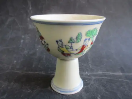3.54 inch / Elaborate Chinese classical old-style ceramic cup,painted with children playing
3.54 inch / Elaborate Chinese classical old-style ceramic cup,painted with children playing