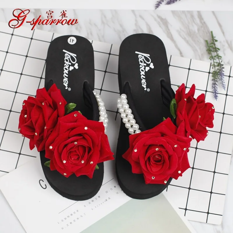G-SPARROW Summer New Handmade Flowers Slippers Pearls Diamonds Roses Beach Ladies Platform Flip Flops
G-SPARROW Summer New Handmade Flowers Slippers Pearls Diamonds Roses Beach Ladies Platform Flip Flops