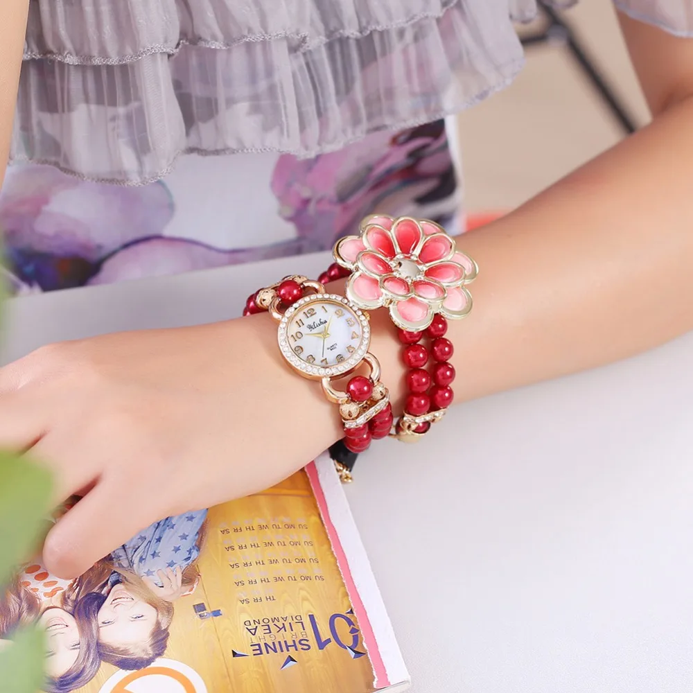 New Listing Fashion Women Watch Fashion White Pearl Flower Plastic Bracelet Watch Women Quartz Rhinestone Watch Relogio Feminino
New Listing Fashion Women Watch Fashion White Pearl Flower Plastic Bracelet Watch Women Quartz Rhinestone Watch Relogio Feminino