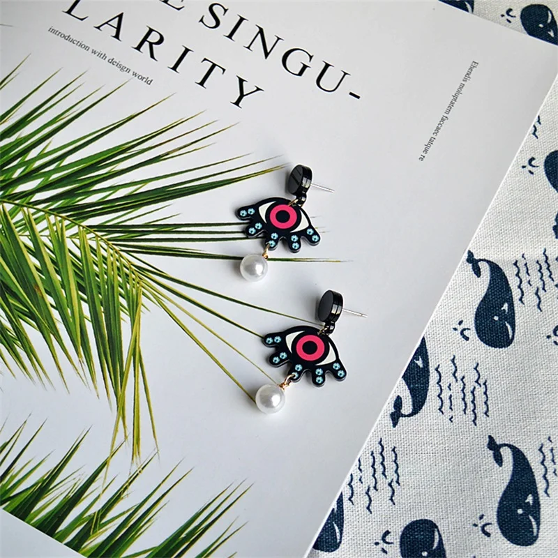 2019 Fashion cartoon animal Korean funny modern girl mermaid acrylic long pearl dangle earrings women jewelry pendants trinket
2019 Fashion cartoon animal Korean funny modern girl mermaid acrylic long pearl dangle earrings women jewelry pendants trinket