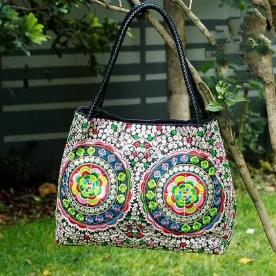 New National Embroidery Women bags!Nice Floral embroidered Shopping Shoulder&Handbags Versatile Bohemian Printed Canvas bags
New National Embroidery Women bags!Nice Floral embroidered Shopping Shoulder&Handbags Versatile Bohemian Printed Canvas bags