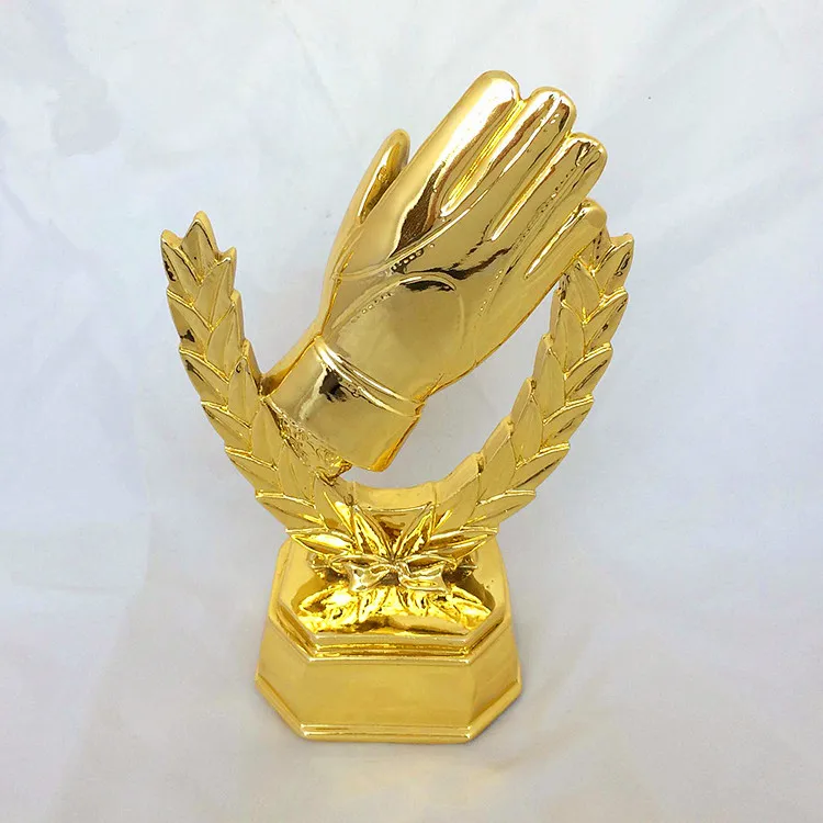 Новый Футбол вратарь Золотой перчатка award в свой мир Кубок Смола цзиньмэнь Будет награда для чемпионата мира по футболу сувениры для поклон...
Новый Футбол вратарь Золотой перчатка award в свой мир Кубок Смола цзиньмэнь Будет награда для чемпионата мира по футболу сувениры для поклон...