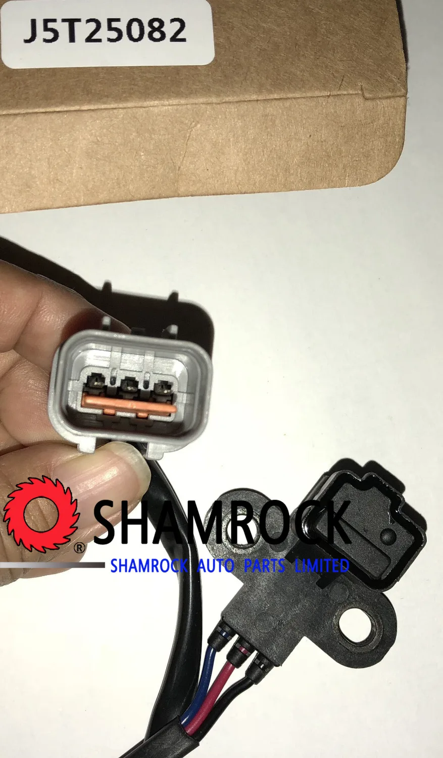 Montero 3000GT Diamante 3.0 3.5 Camshaft Position Sensor oem MD320622 MD303644 J5T25082A J5T25082 SS10053 Retangle connector
Montero 3000GT Diamante 3.0 3.5 Camshaft Position Sensor oem MD320622 MD303644 J5T25082A J5T25082 SS10053 Retangle connector