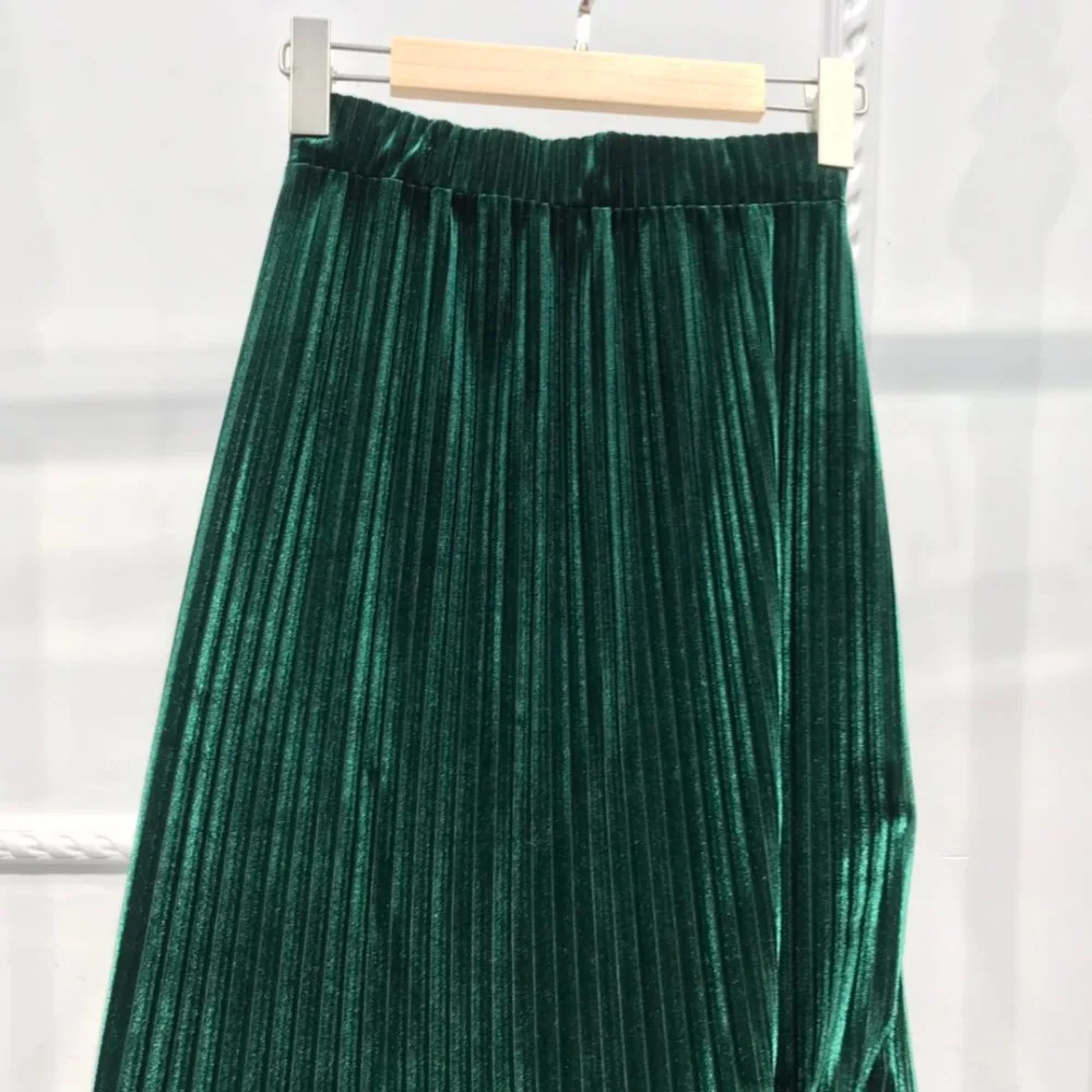 Fashion Women's Pleated Skirt Striped Stretch Knit Bag Hip Women's Summer Long Skirt Fashion Muslim Bottoms Long Stretch Skirt
Fashion Women's Pleated Skirt Striped Stretch Knit Bag Hip Women's Summer Long Skirt Fashion Muslim Bottoms Long Stretch Skirt
