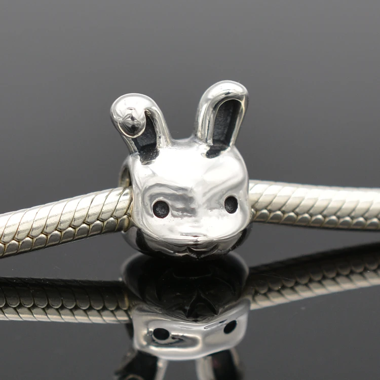 Genuine 925 Sterling Silver Small Charm Zodiac Cute Rabbit Bead Suitable For Bracelet Chain DIY Fashion Jewelry Female Gift
Genuine 925 Sterling Silver Small Charm Zodiac Cute Rabbit Bead Suitable For Bracelet Chain DIY Fashion Jewelry Female Gift
