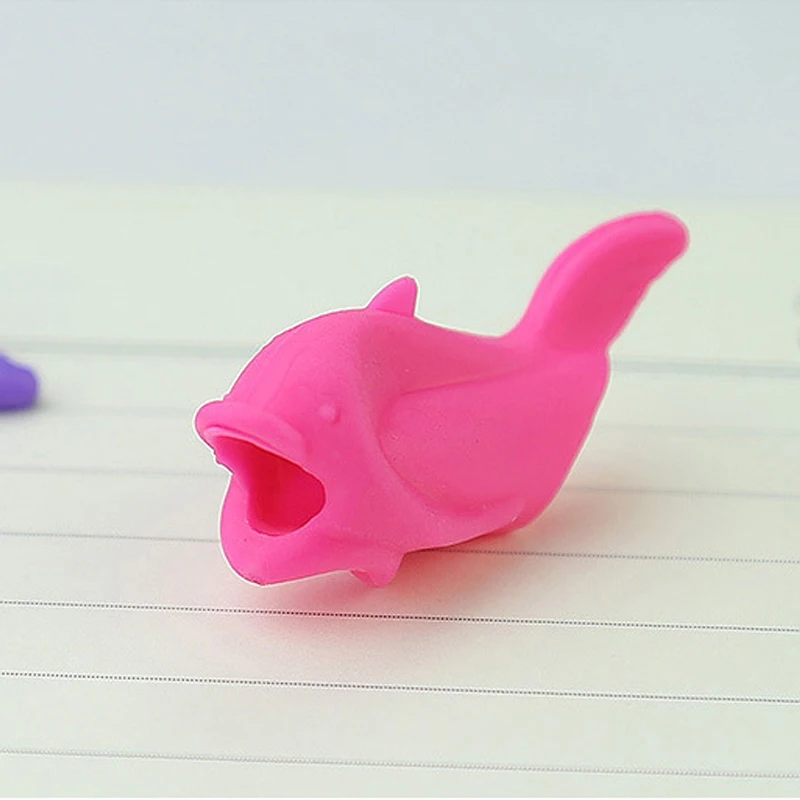 5Pcs Silicone Drawing Pencil Hold Children's Creativity Kids Students Dolphin Fish Pencil Writing Drawing Protect Finger Toys
5Pcs Silicone Drawing Pencil Hold Children's Creativity Kids Students Dolphin Fish Pencil Writing Drawing Protect Finger Toys