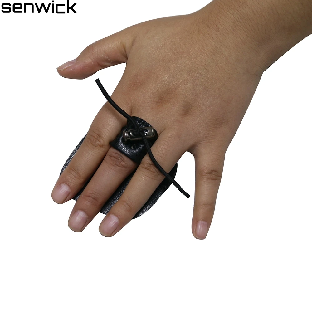 2019 New listing Finger Protector Cow Leather Archery Finger Guard Protection Pad Glove Tab for Archery Hunting Shooting
2019 New listing Finger Protector Cow Leather Archery Finger Guard Protection Pad Glove Tab for Archery Hunting Shooting
