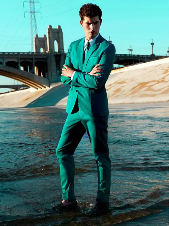 2017 Latest Coat Pant Design Green Men Prom Suit Slim Fit 2 Piece Tuxedo Custom Groom Suits Fashion Blazer Masculino Jacket+Pant
2017 Latest Coat Pant Design Green Men Prom Suit Slim Fit 2 Piece Tuxedo Custom Groom Suits Fashion Blazer Masculino Jacket+Pant